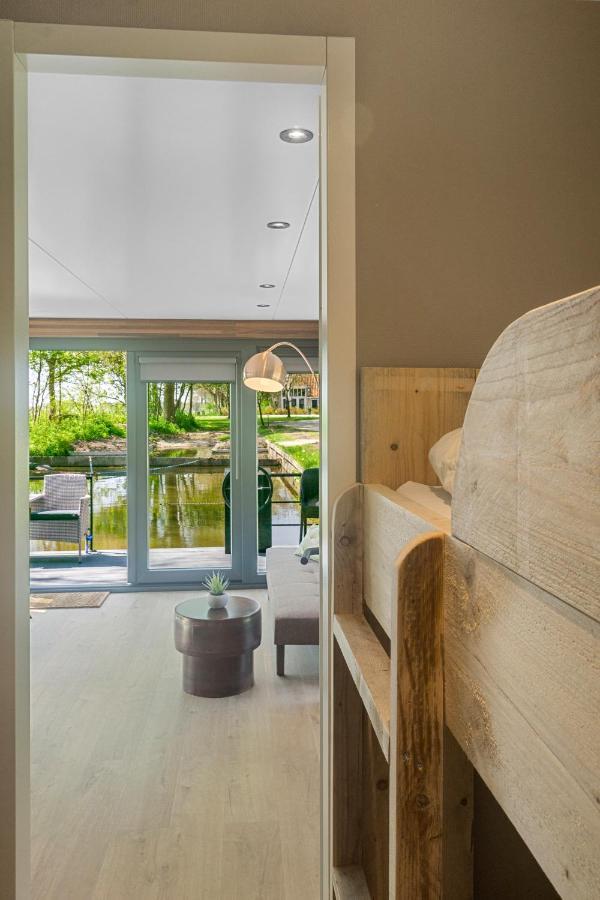 Waterlodges Leeuwarden Weidum